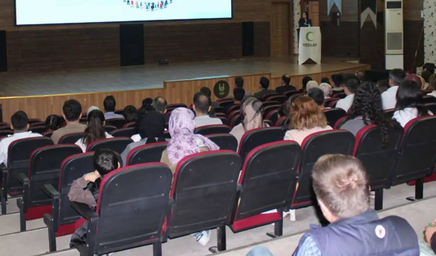 Şanlıurfa’da Gençlerin Bağımlılıklardan Korunması İçin Eğitimciler Bir Araya Geldi