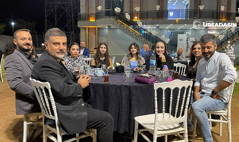 Arısüt'ün Oğlunun Düğününe Katılan Gazeteciler