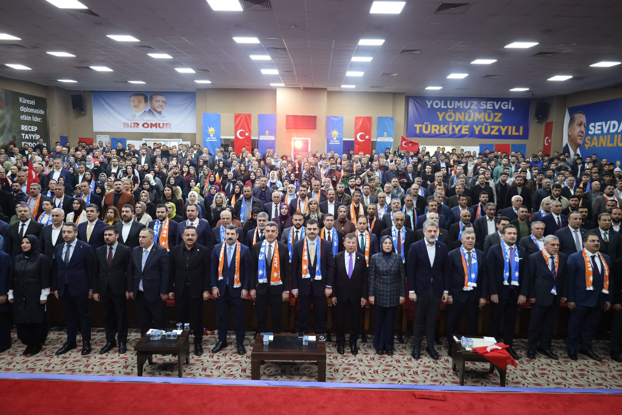 Il Danışma Meclisi Kadir Inan