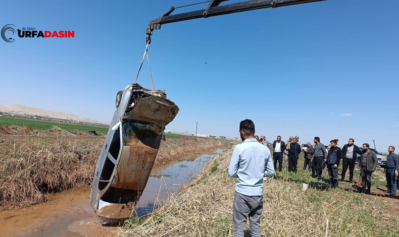 Tahliye Kanal Araç Düştü Akçakale Yolu