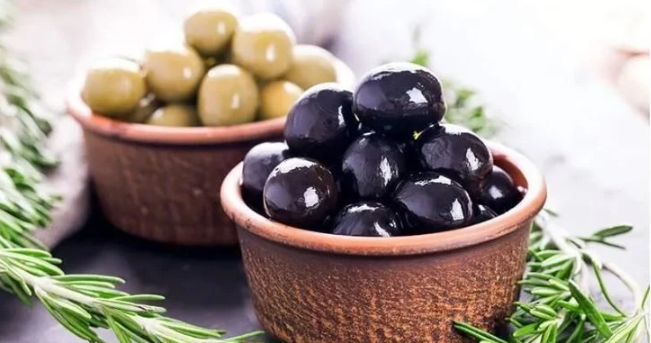 Mor Zeytin