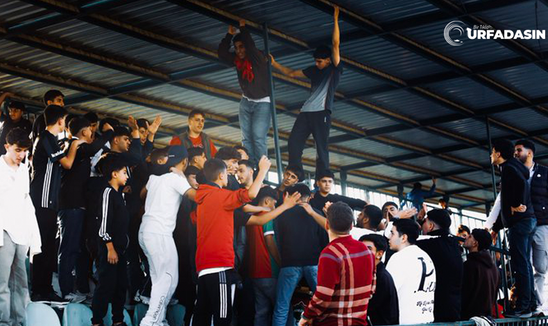 Kadın Futbol Takımının Izleyicileri