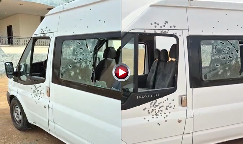 Şanlıurfa'da Silahlı Saldırıda Servis Minibüsü Delik Deşik Oldu